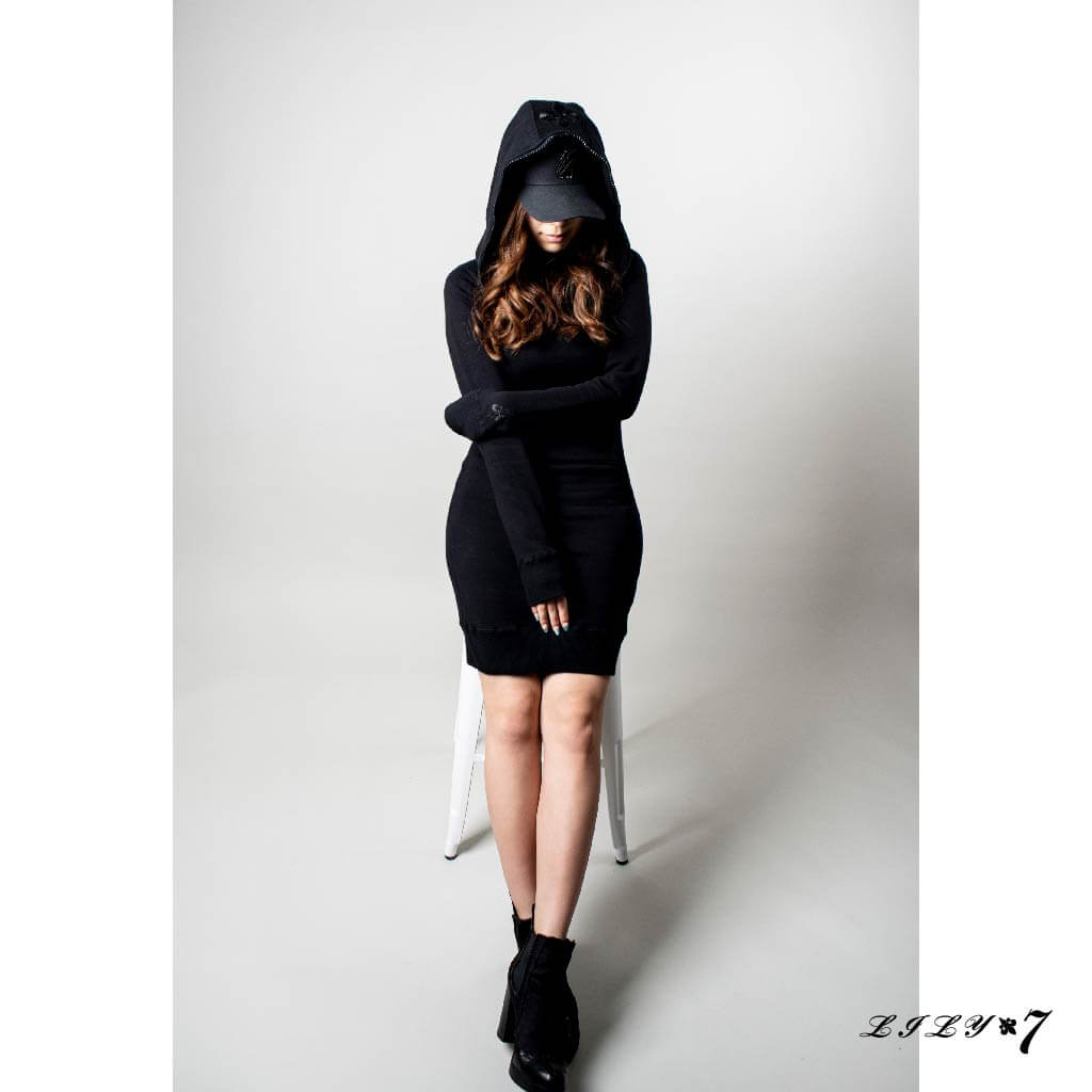 LILY7【Swarovski zip】OnepieceHoodie | Lily Tokyo SelectShop